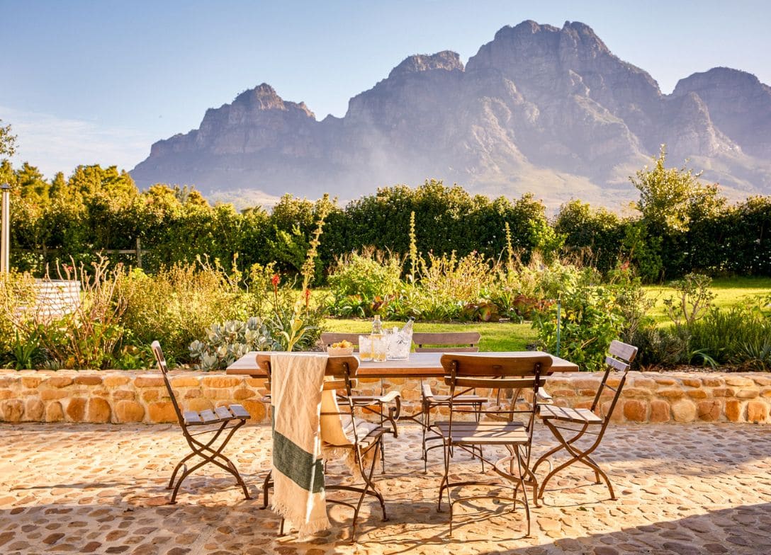 Champagne Farmhouse Slider 3