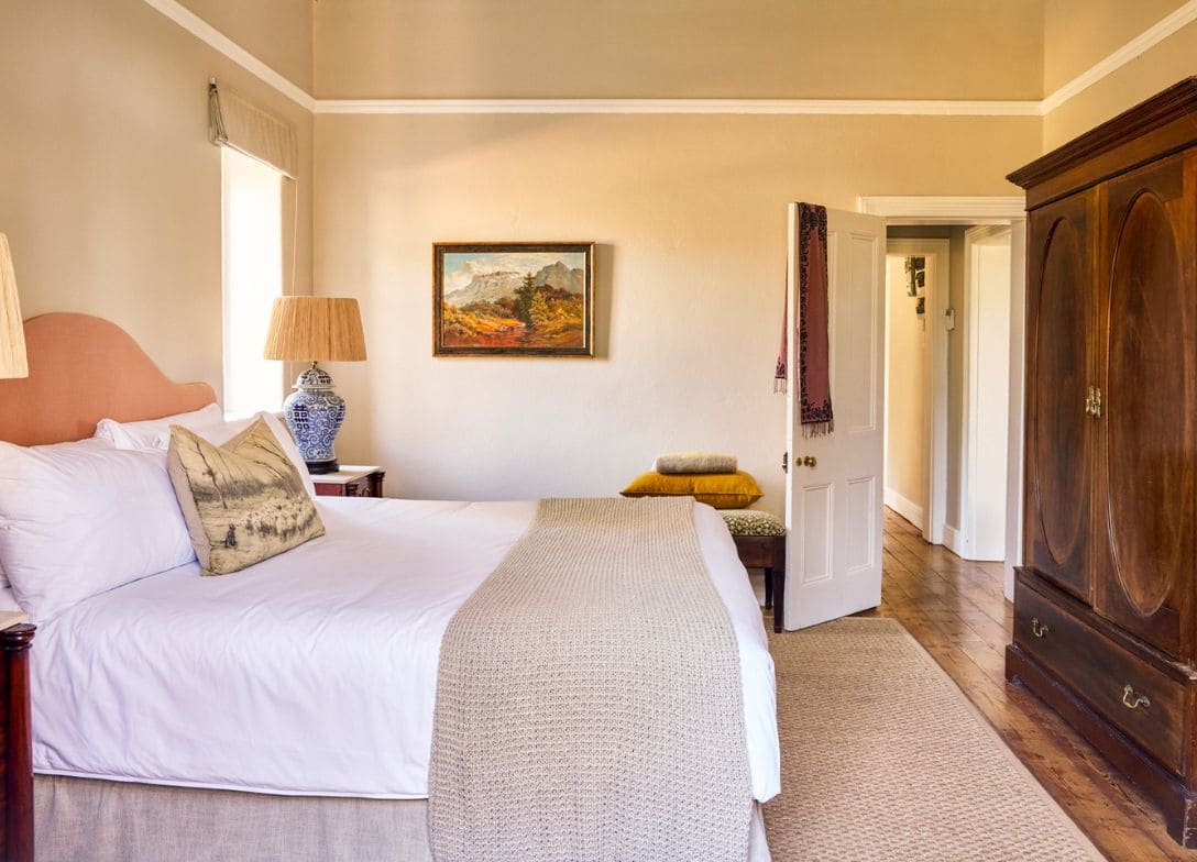 Champagne Farmhouse Slider 5