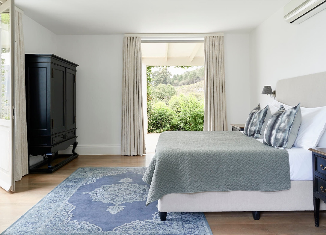 Page-slider-images-1088×784-mountain-villa-1