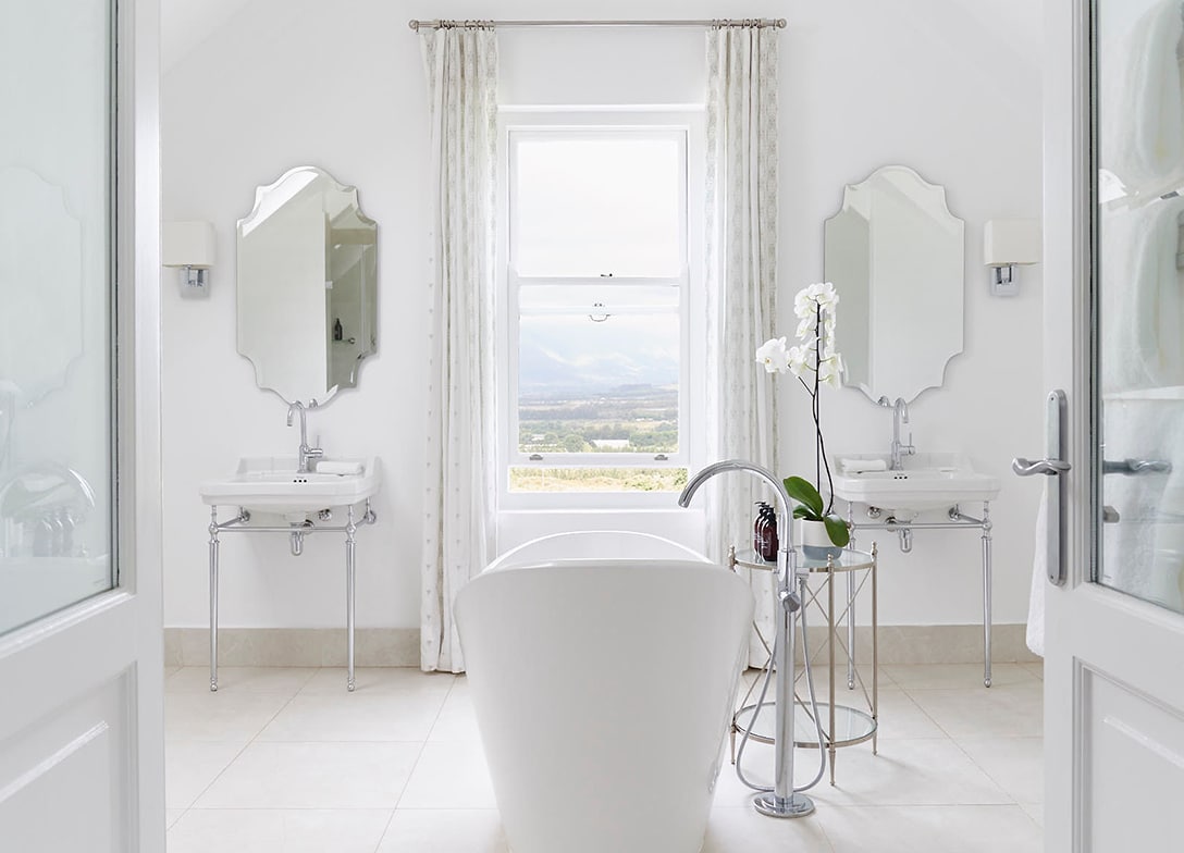 Page-slider-images-1088×784-mountain-villa-4